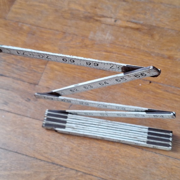 Vintage Folding Ruler - Picture 11 of 11